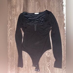 Never worn Good American plunge bodysuit